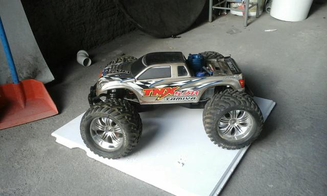 Automodelo a combustao tamya 5.4