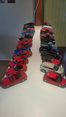 Coleção Miniaturas de Automóveis escala 1:24
