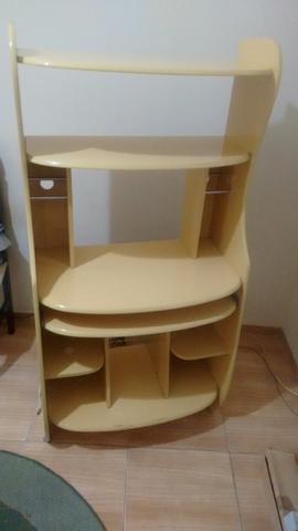 Estante para Computador