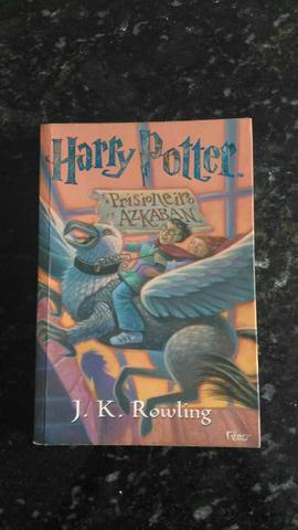 Kit 2 Livros Harry Potter Câmara Secreta e Prisioneiro de