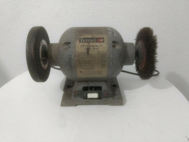 Moto esmeril Ferrari