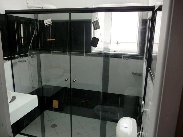 Box em vidro temperado