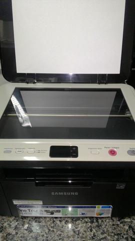 Impressora laser multifuncional Samsung