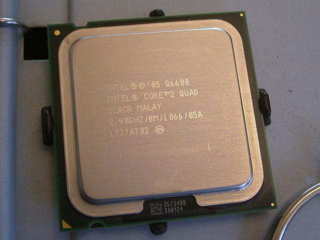 Processador Core 2 Quad 2.40 Ghz 775