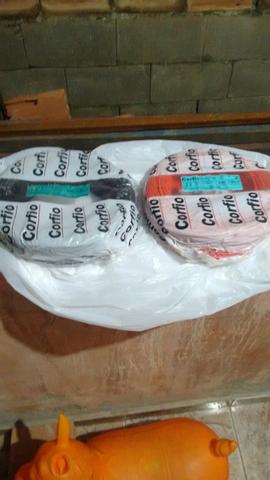 Rolo de fio DOIS E MEIO