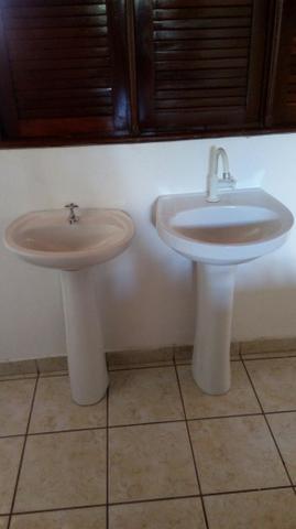 Vendo duas pias por 180