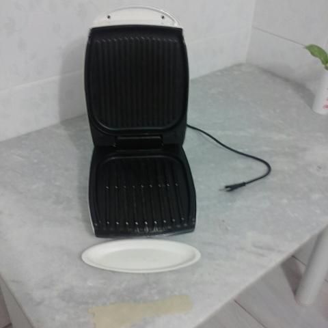 Vendo grill George Foreman