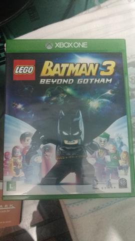 Batman 3 Beyond Gotham Xbox One