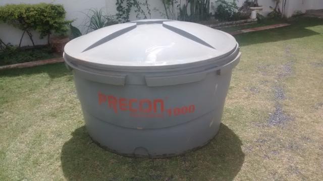 Caixa D'água  litros - Reforçada e seminova