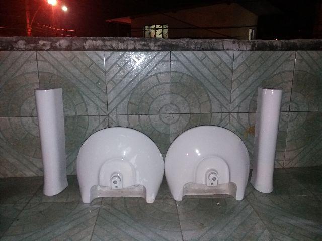 Duas Pias lavatório de banheiro completa