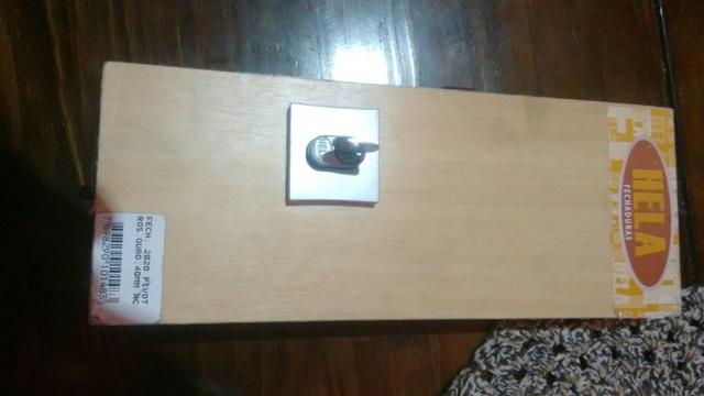 Fechadura para porta pivotante nova