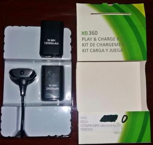 Kit Charge and Play XBOX 360 com 2 Baterias, 1 de Brinde na