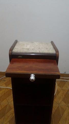 Mesa de apoio / Aparador de telefone