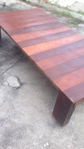 Móvel em madeira ipê de demolição