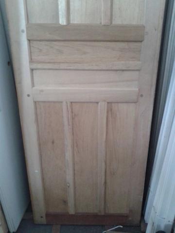 Porta de madeira 80 almofada NOVA