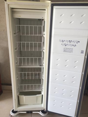 Vendo Freezer Slim 190 Consul