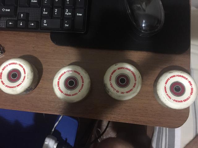 Vendo roda de skate bones