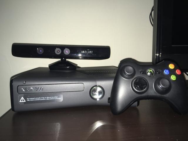 Xbox GB Kinect T.R.O.C.O