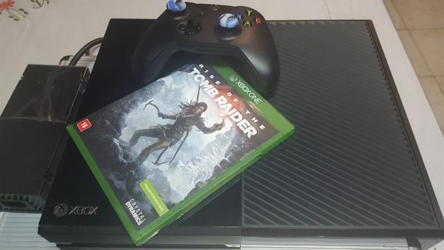 Xbox one 500gb + Tomb Raider
