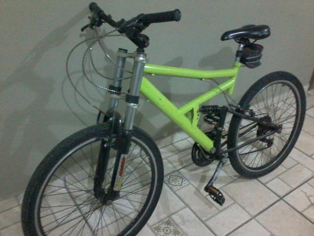 Bikes em excelente estado aceito equipamentos de