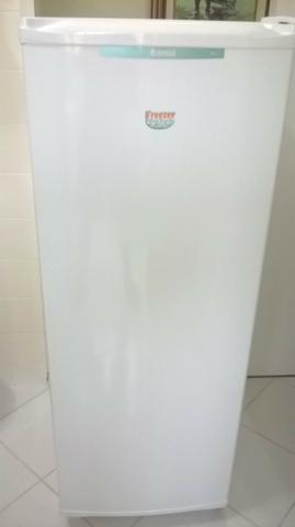 Freezer Vertical Consul 121 litros