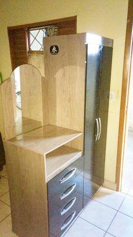 Guarda roupas penteadeira