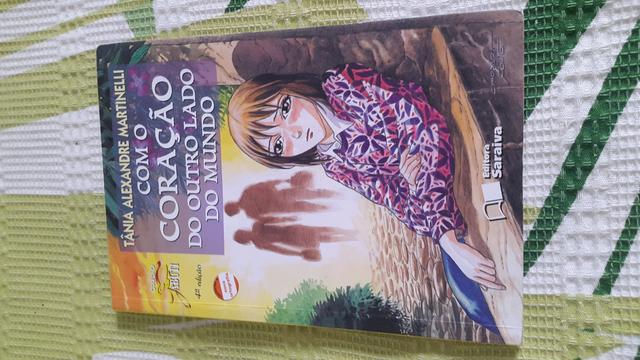 Livro - Com O Coração Do Outro Lado Do Mundo