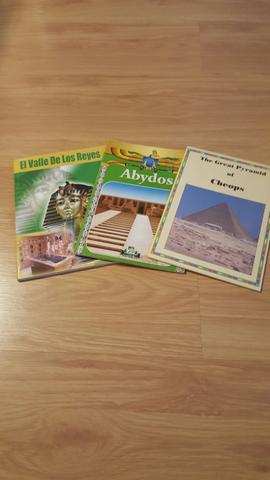 Livros sobre as pirâmides do Egito