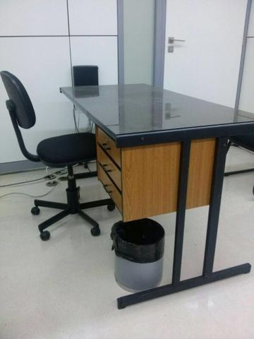 Mesa para escritorio com 3 gavetas (2 unidades)