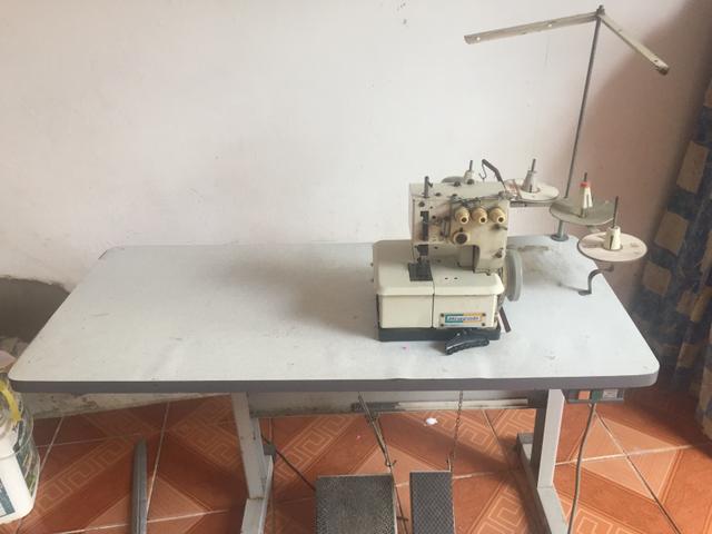 Máquina de costura semi industrial