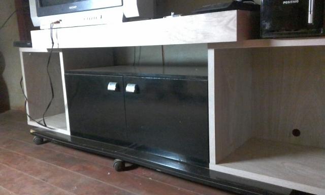 Rack semi novo e grande