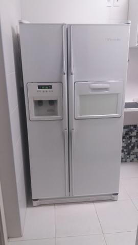 Refrigerador Side By Side Electrolux SS650