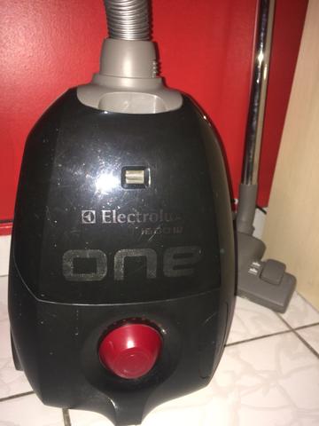 Aspirador de Pó Electrolux One Preto - W