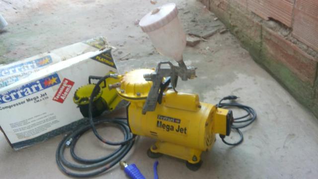 Compressor mega jet imperdível muito novo usado 3 vezes