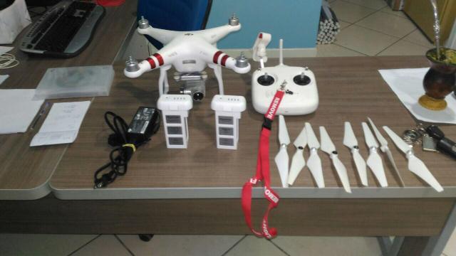 Drone Phantom 3 Standart + 2 baterias