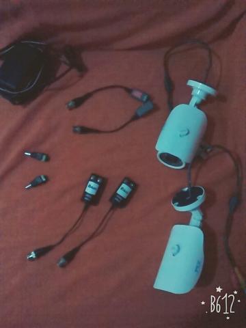 Kit 2 Câmeras E Acessórios Pronto para instalar