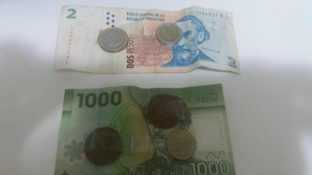 Pesos chileno e argentino