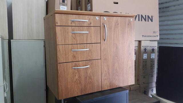 Conjugado de armario com gavereiro - Hyperbuy