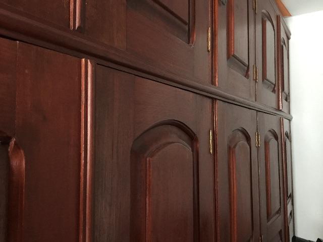 Guarda-roupas dúplex 10 portas madeira nobre
