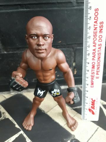 MMA Boneco Anderson Silva
