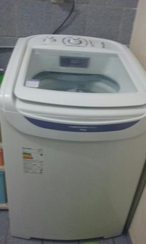 Máquina de lavar Eletrolux - 2 meses