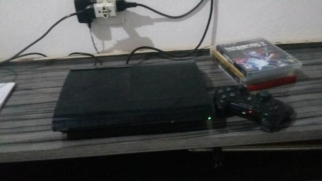 Ps3 com 7 jogos e um controle