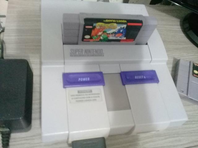 Super Nintendo em ótimo estado completo