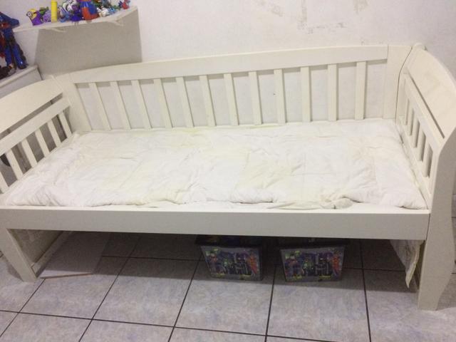 Vendo cama Babá ótimo estado