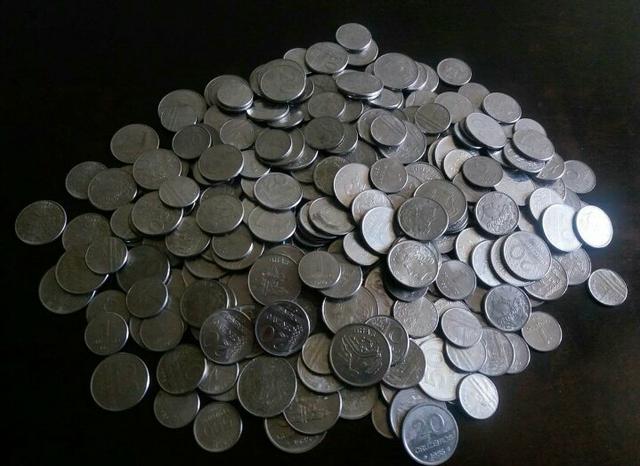 Aceito oferta, 300 moedas década de  e 80