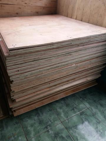 Compensado 12 milímetros. med 1,14 m × 1,14 metro. 10