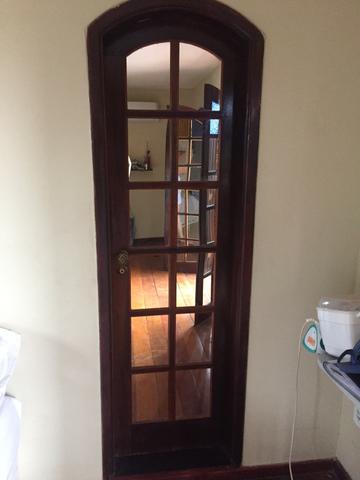 Porta Interna com Detalhe em Espelho