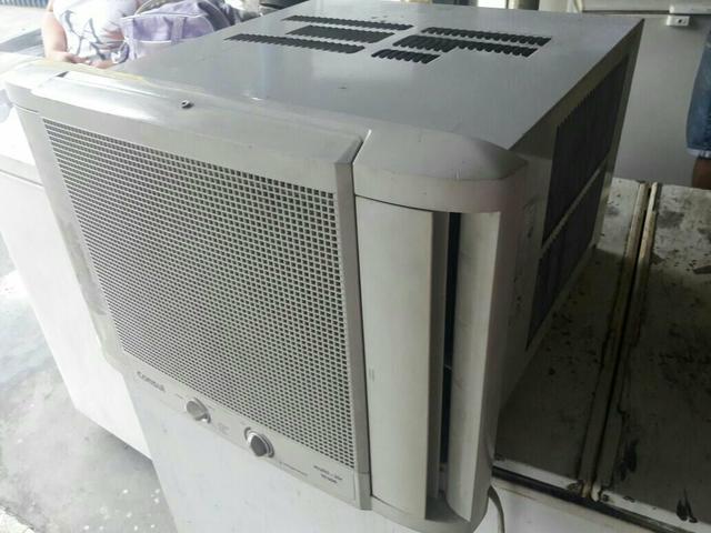 V/T ar de caixa 10 mil btus 300