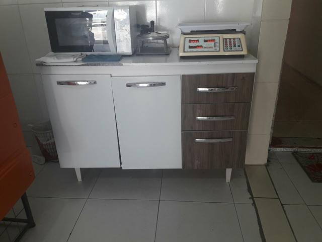 Balcao pouco tempo de uso!