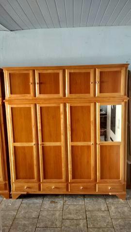 Guarda roupa novo de madeira